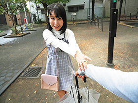 おじさん、今何してるの?暇なの?わたしと遊ぼっニコッ笑顔で突然話かけてきた女の子に誘われて・・・かな サンプル動画サムネイル